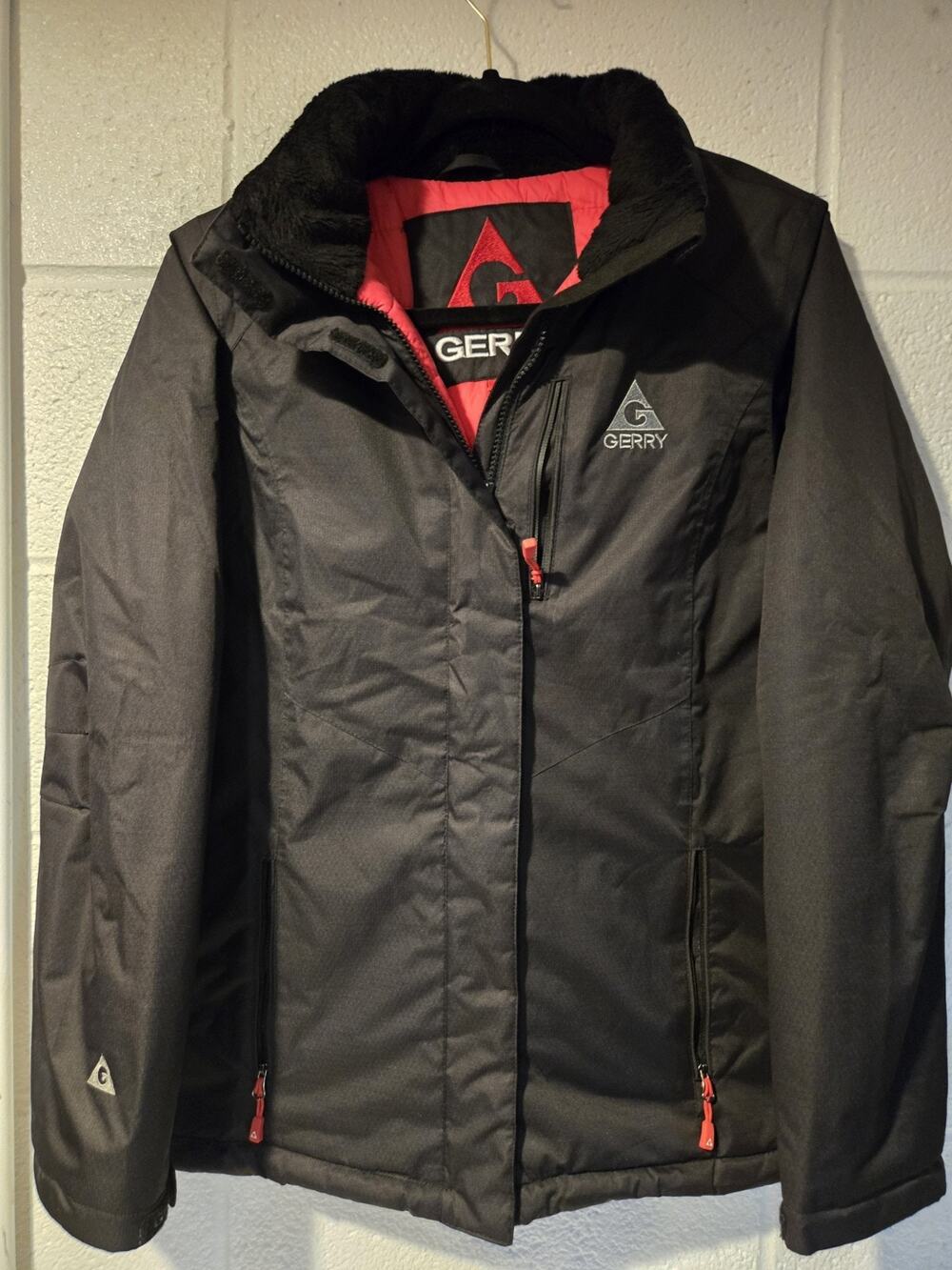 Gerry Outdoor Full Zip Jacket Womens Size M Black Used Good Condition